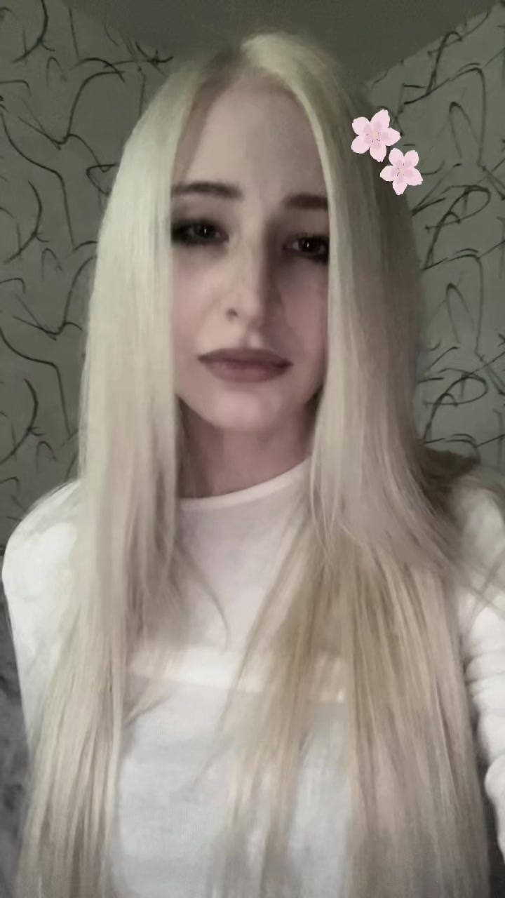 @kisswnnyc