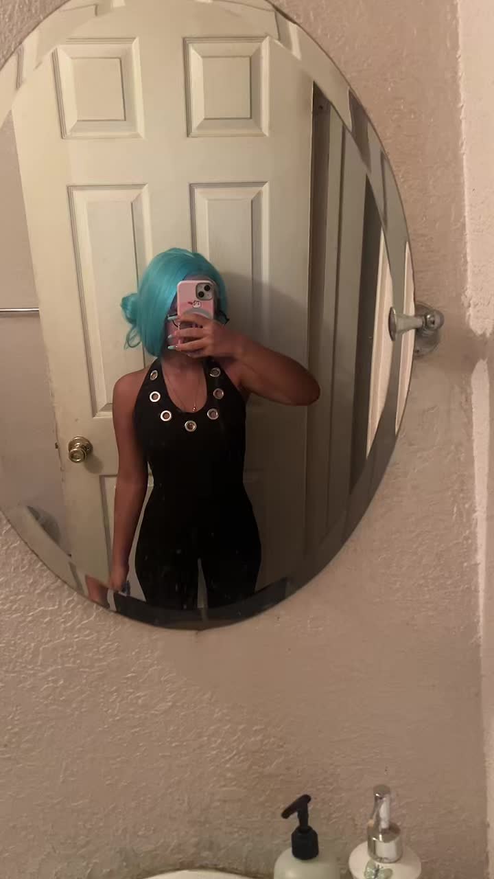 @briah 🦄💚