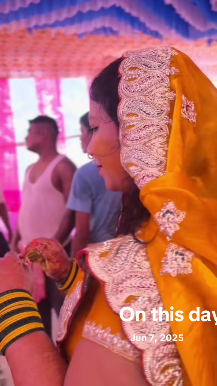 @Khusbu 👀