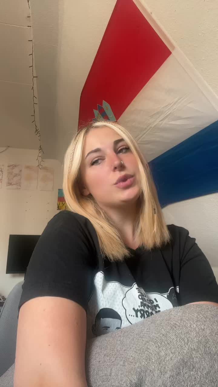 @Lili ✨