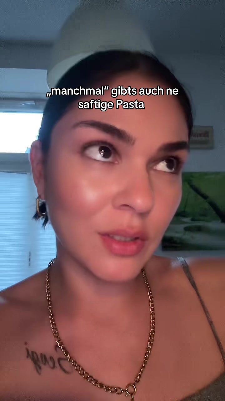 @byziska