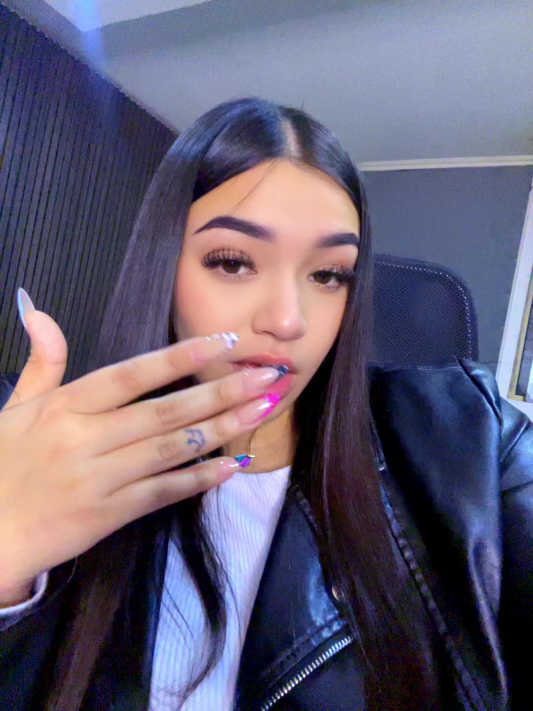 @Chelyprincessofficial