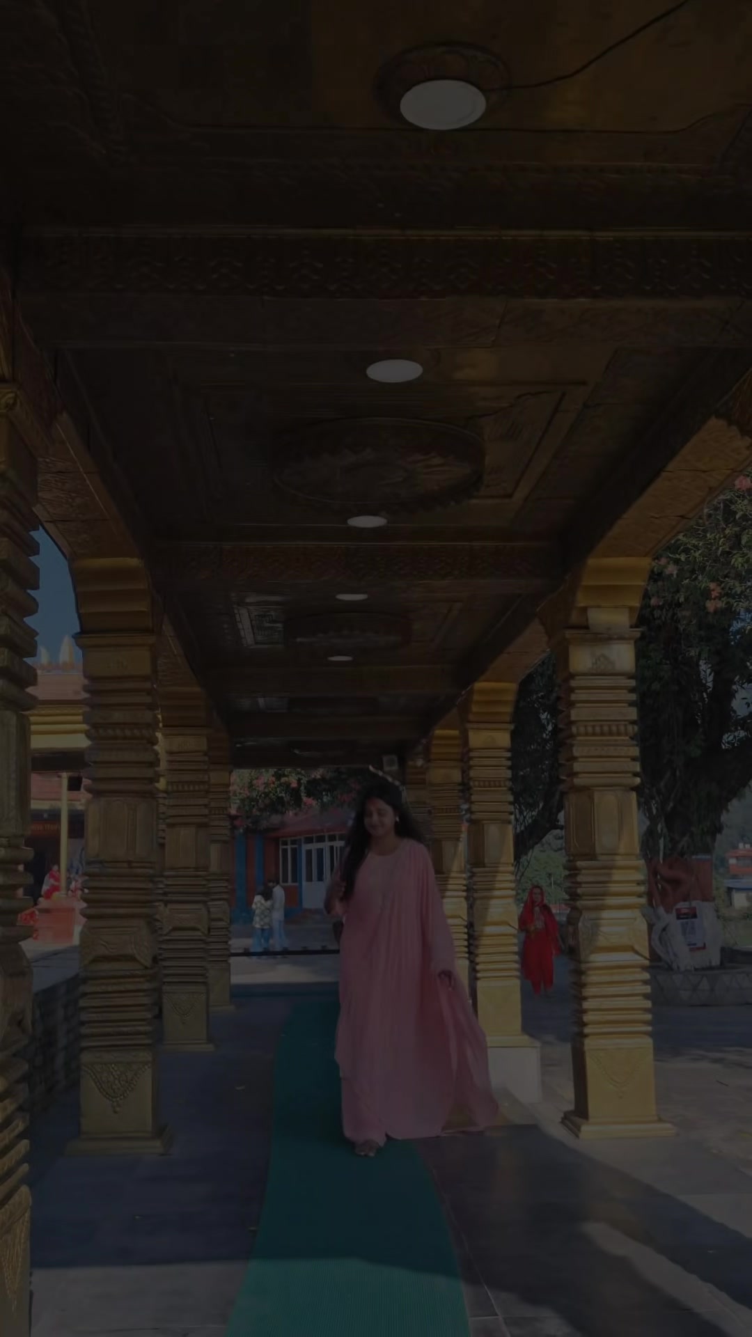 @Nisha Yadav🦋