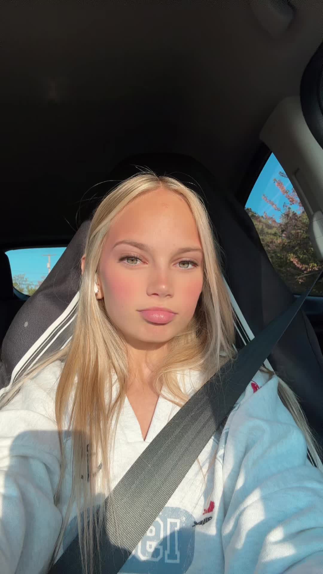 @Kaylaa