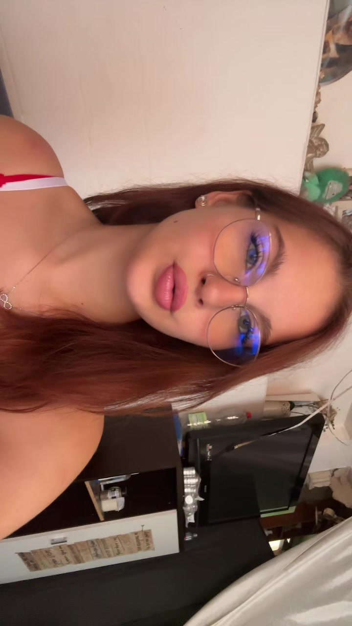 @Lara