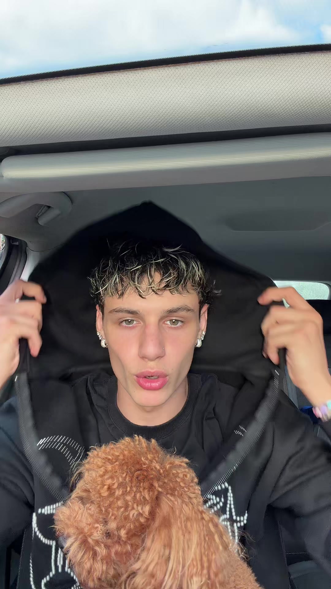 @7