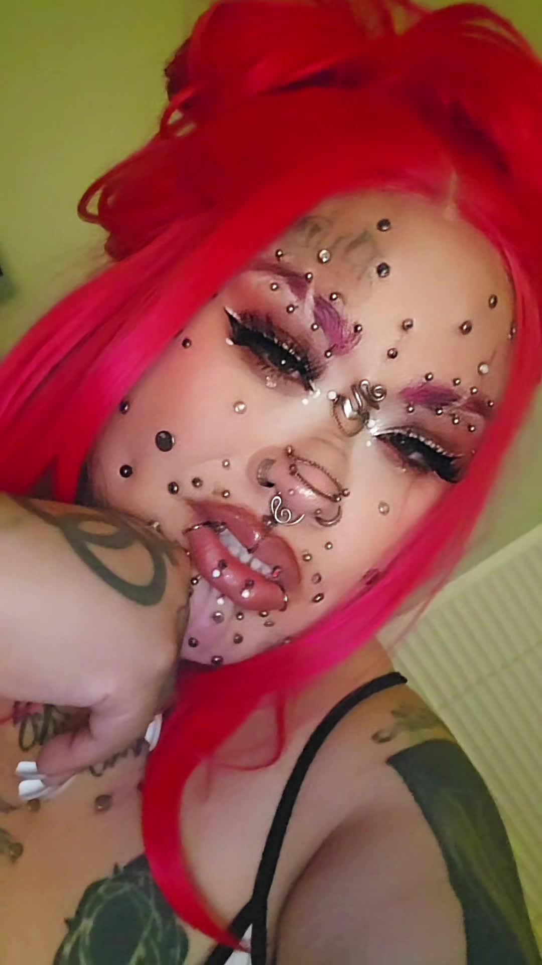 @Bunny Savage 😈