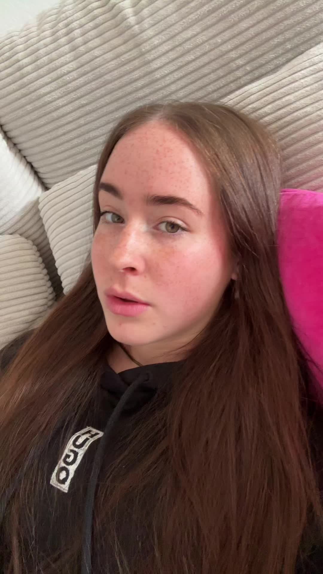 @𝐂𝐡𝐚𝐫𝐥𝐨𝐭𝐭𝐞 🥥🎀