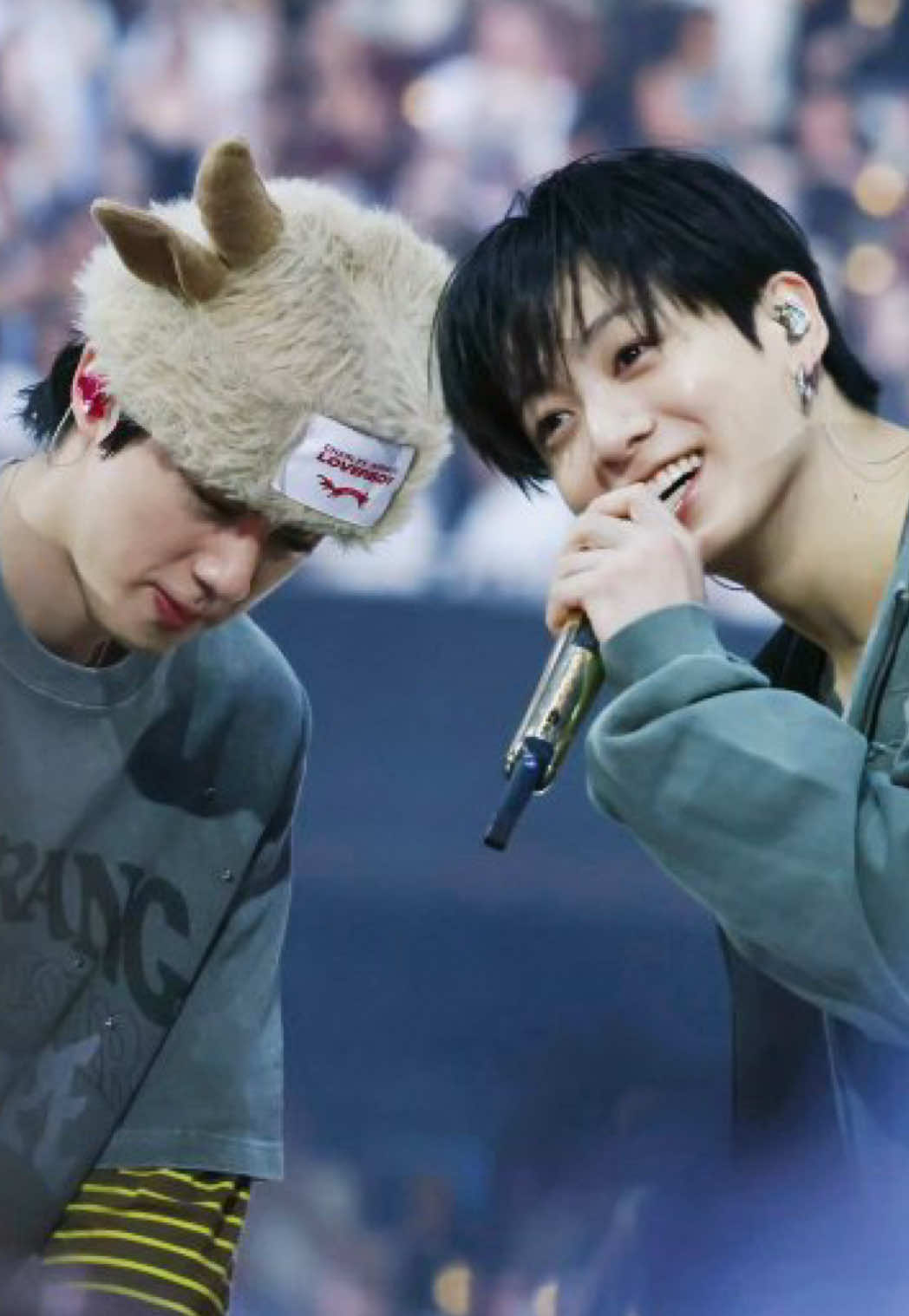 @⁷⟭⟬BTSVT𖧷¹³