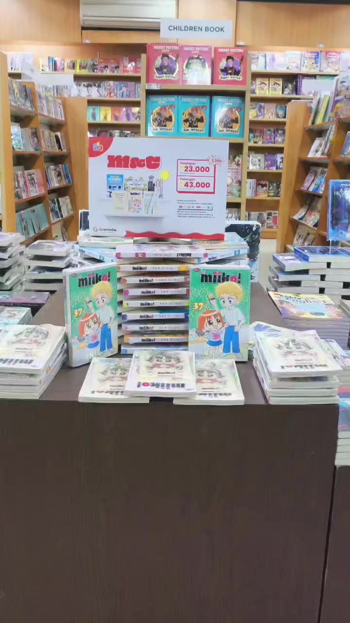 @Gramedia Kupang
