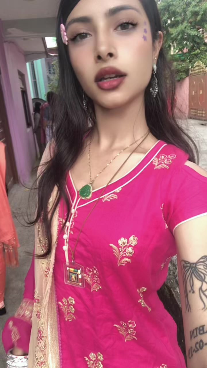 @Shristi🤍