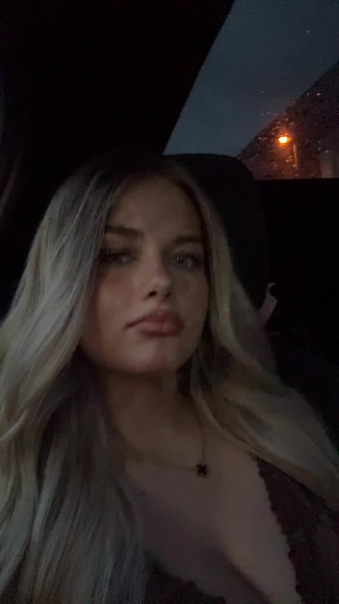 @Lia