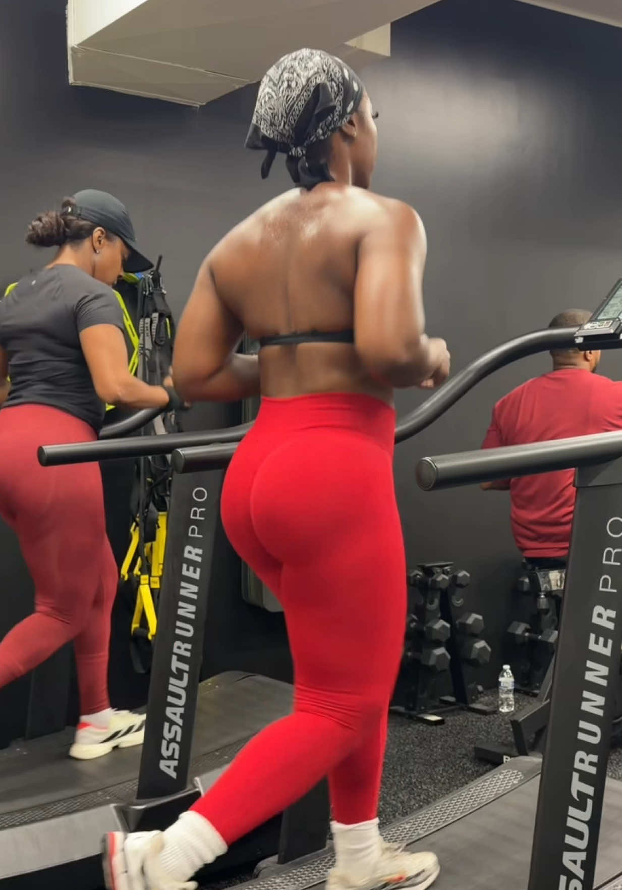 @Ranella | Lifting & Living