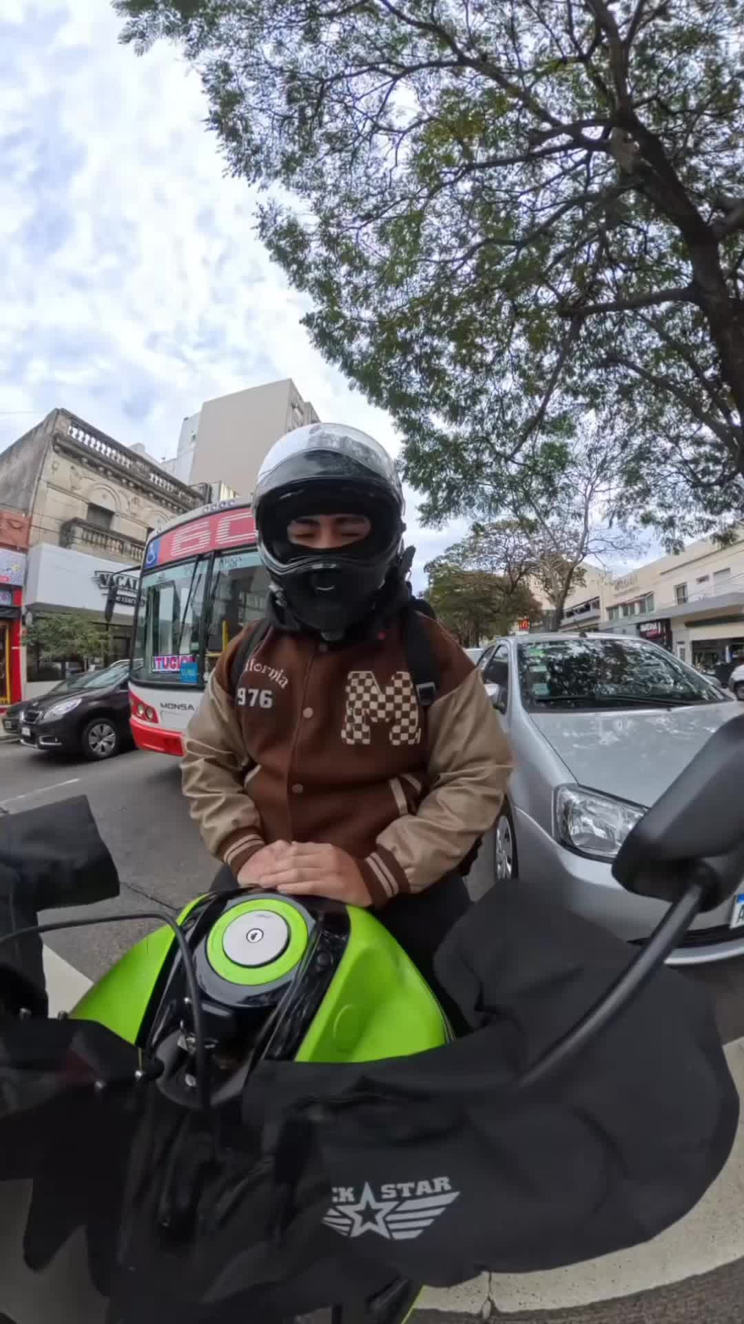 @lauti_motovlog
