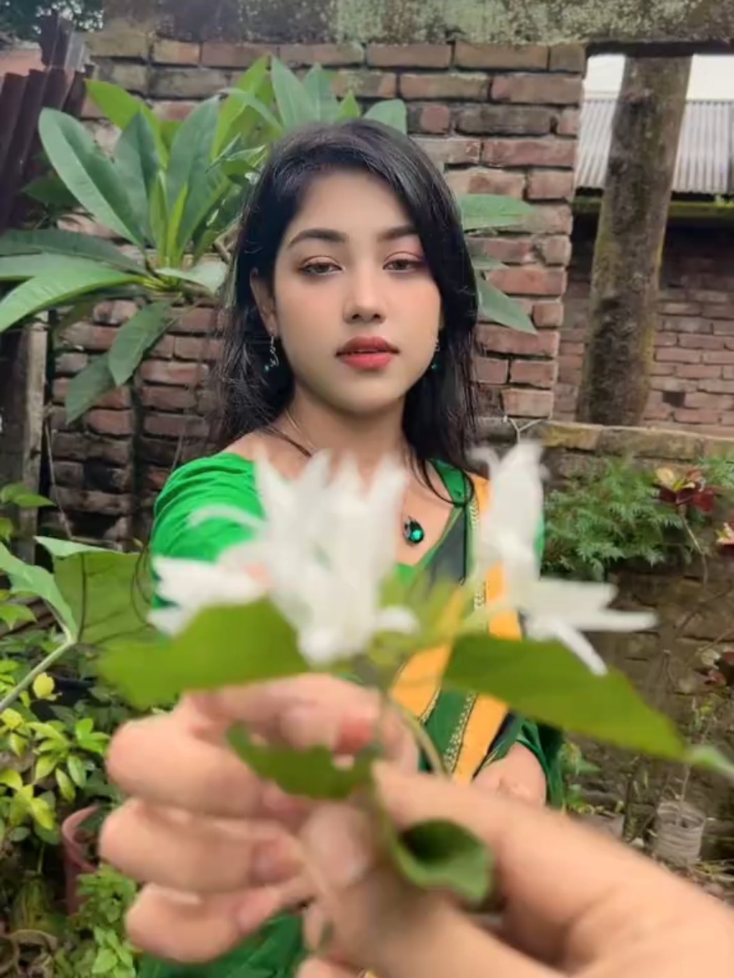 @ঐশ্বর্য 🌷