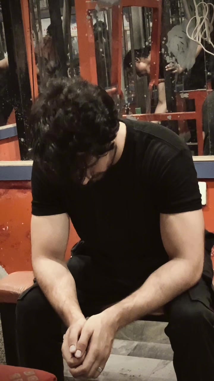 @تنزیل خان