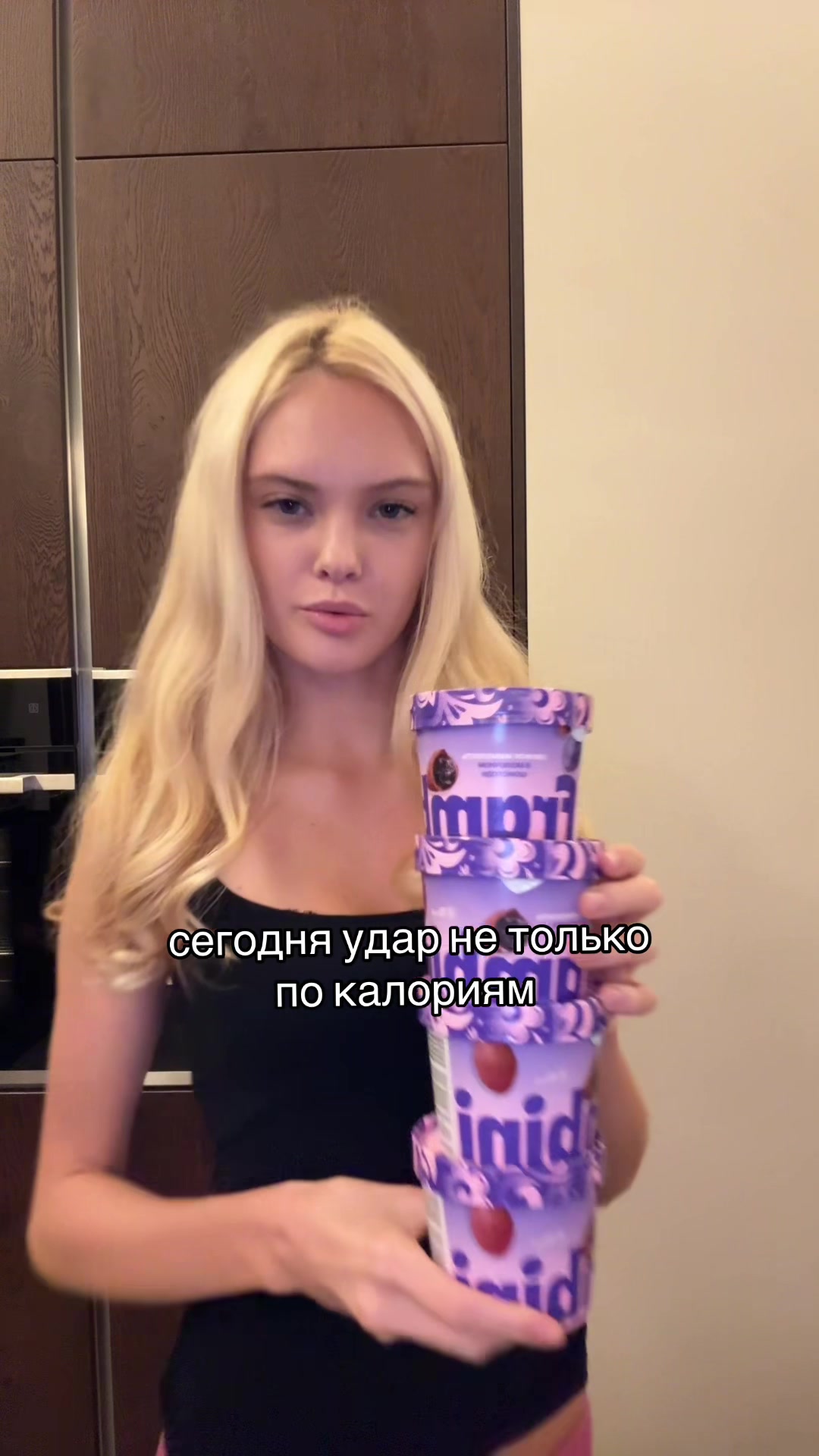 @monnelizz