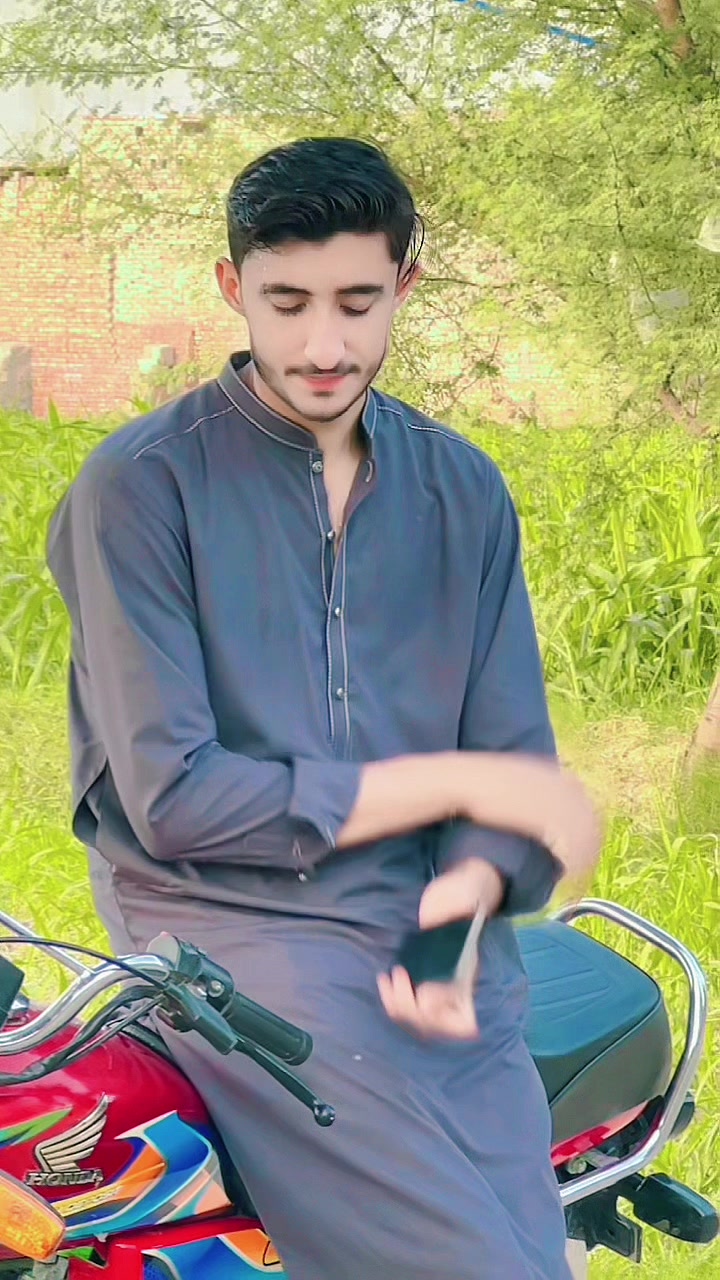 @اسامہ_خان⚡♥️