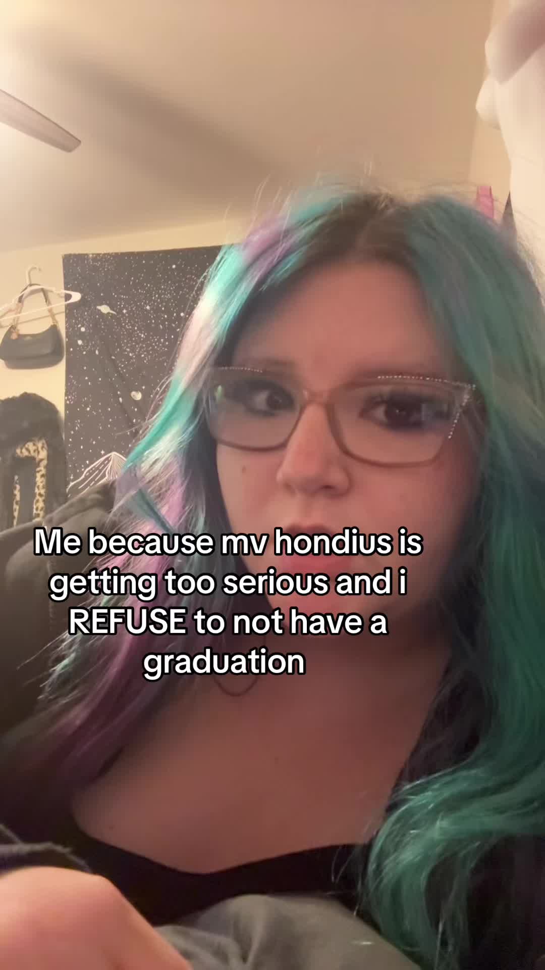 @🦄