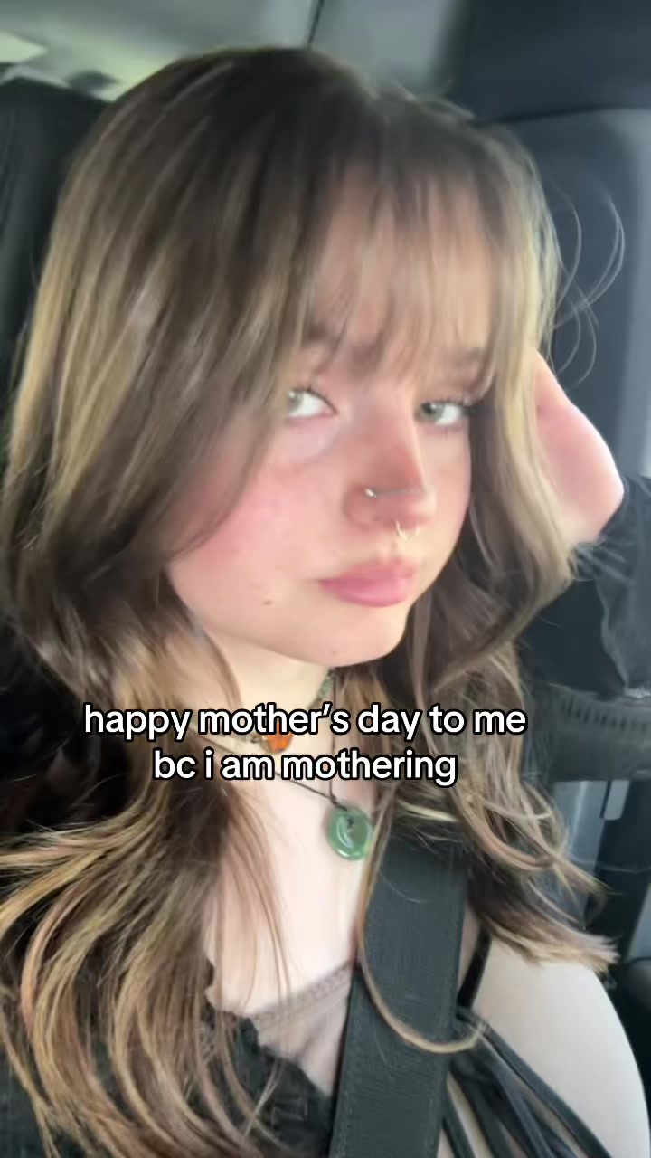 @ameliafart