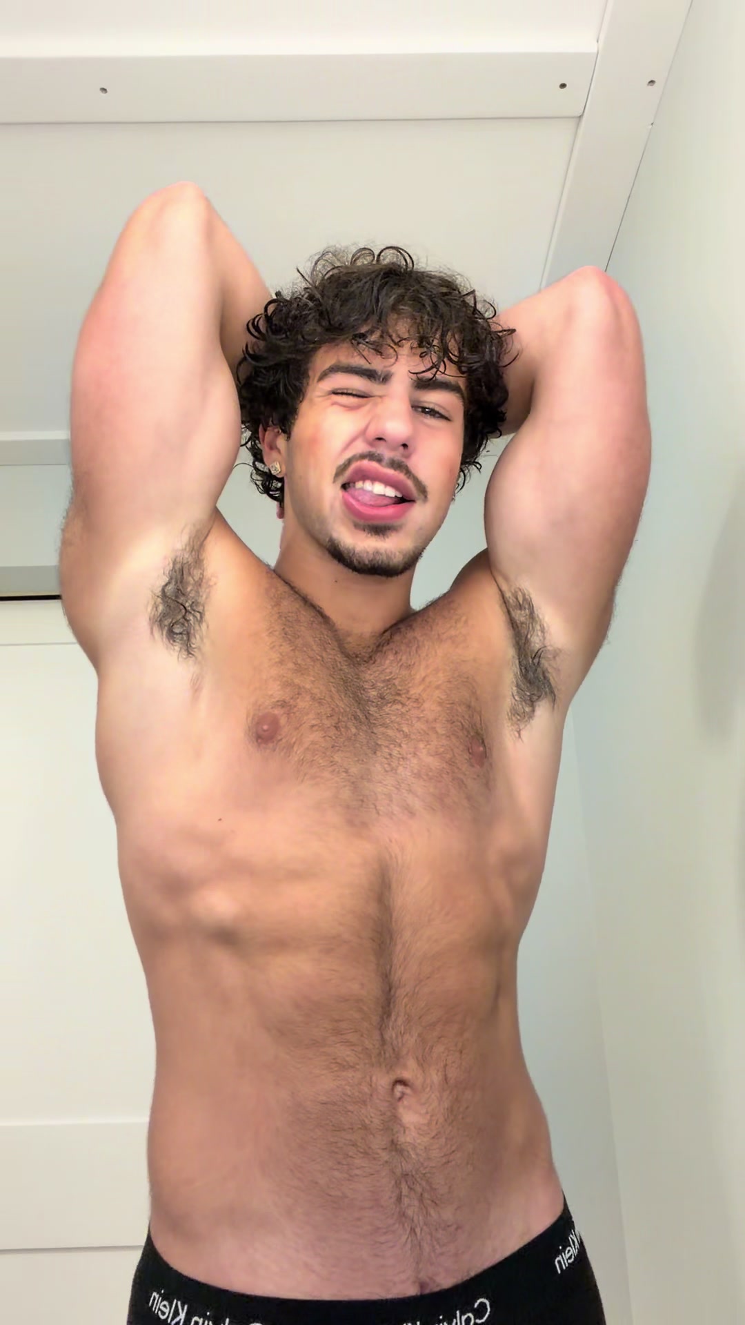 @officialxlando