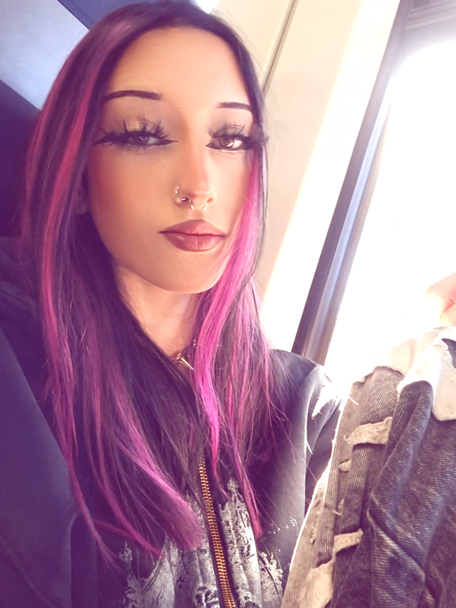 @☭❤️✮𝔑𝔢𝔩𝔢✮🖤☭