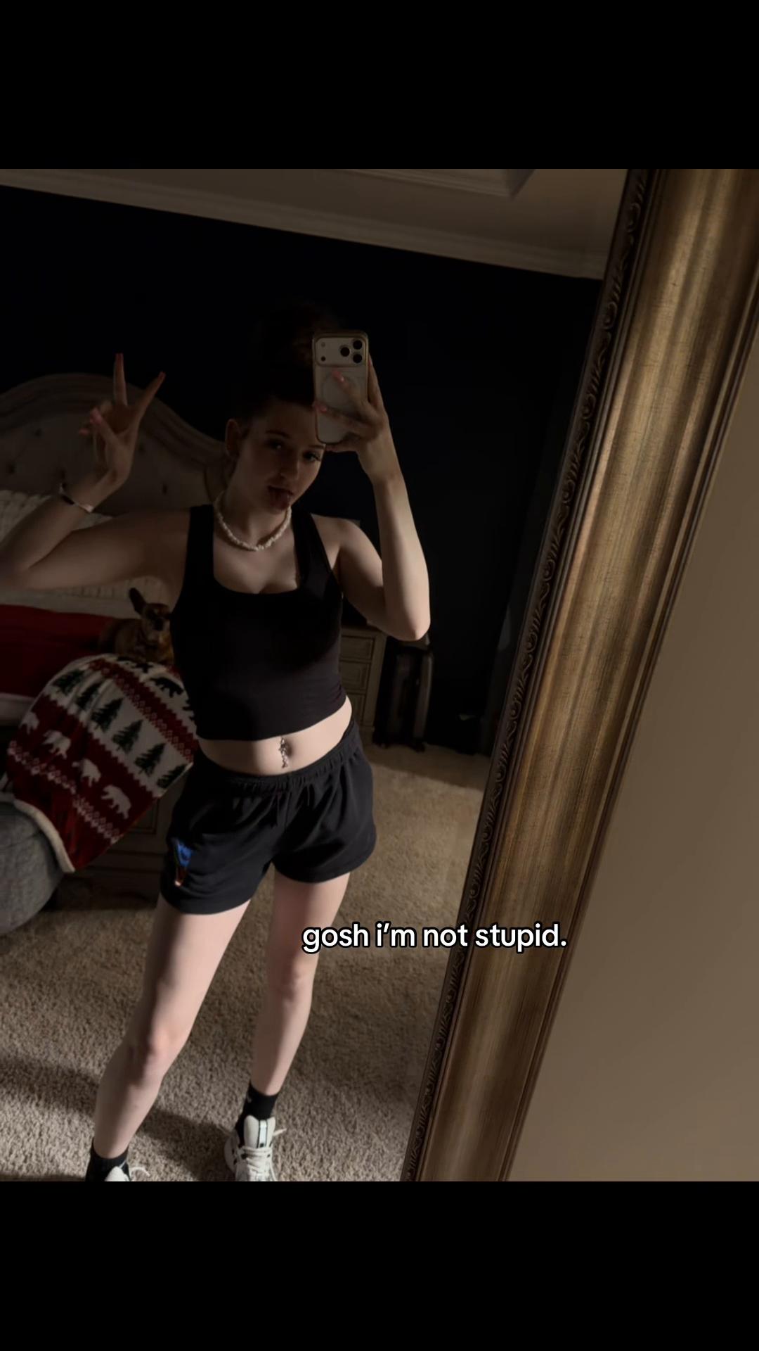 @👻.