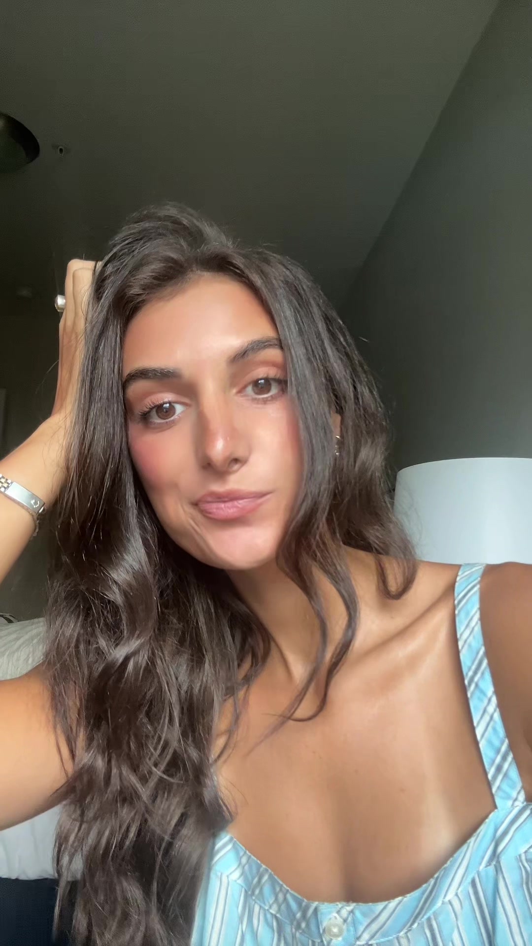 @Ella
