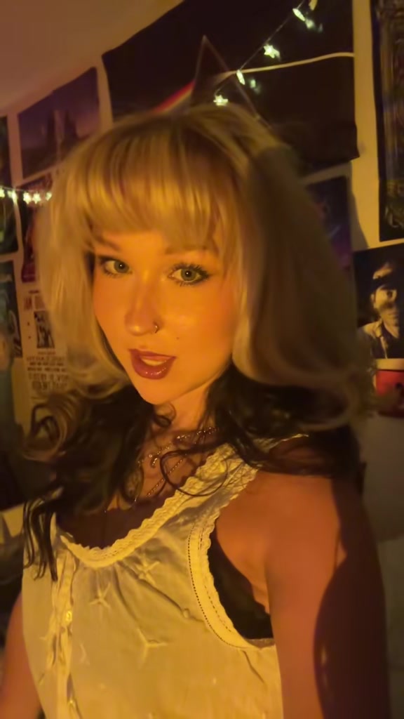 @meg ✩