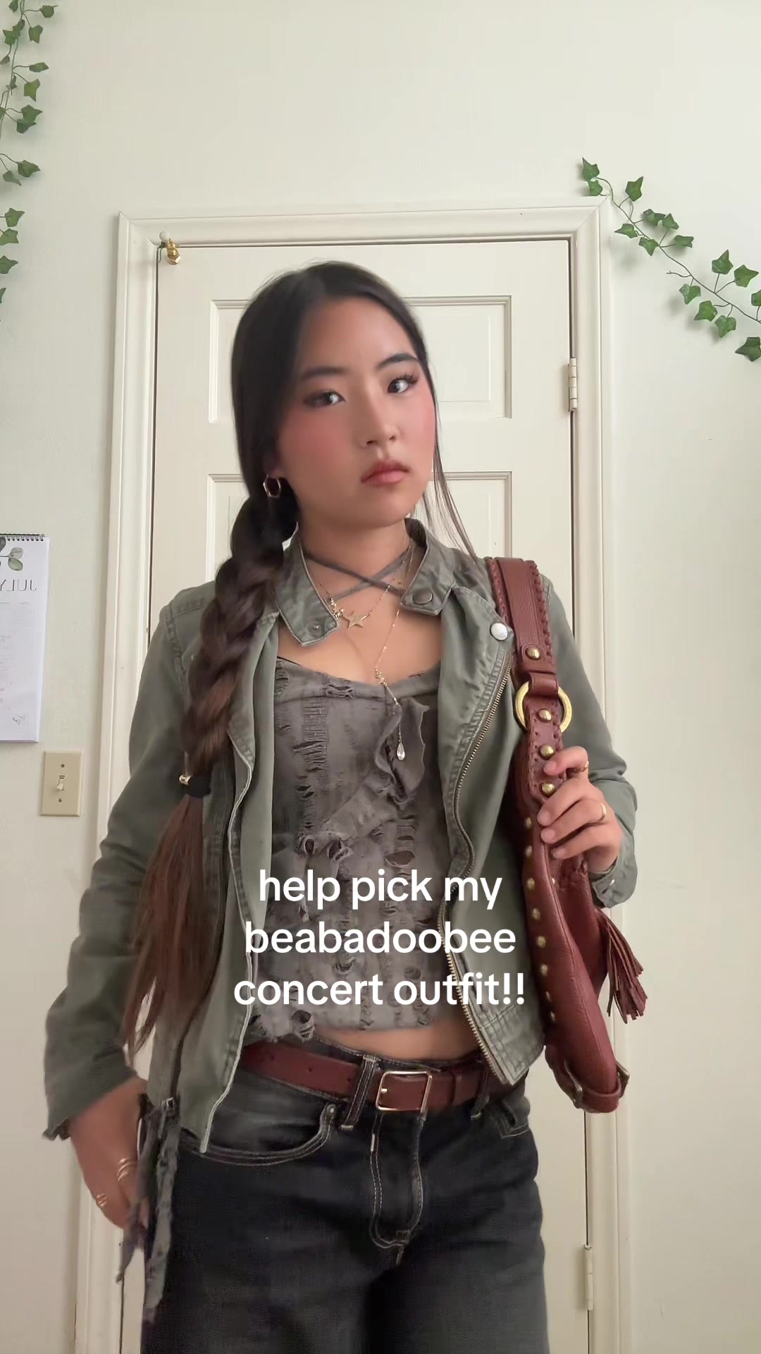 @Elliee
