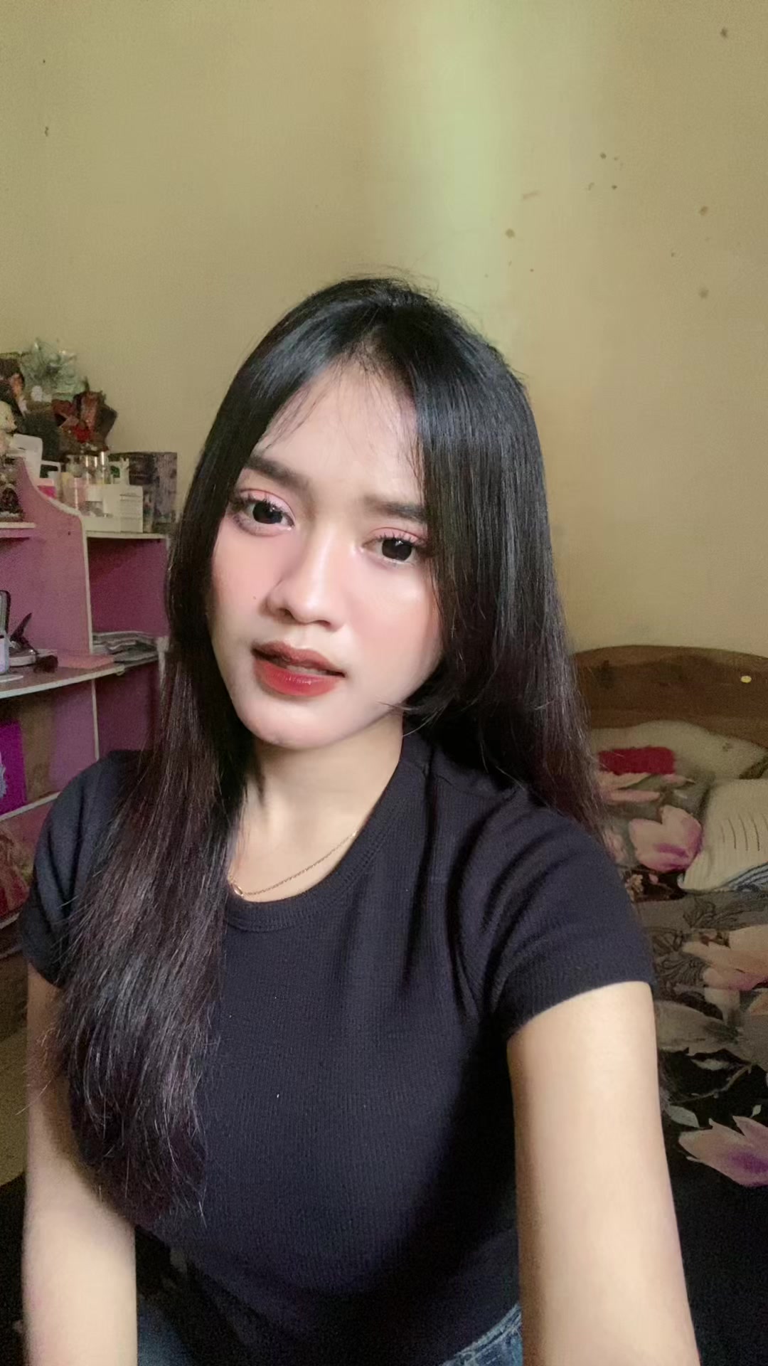 @๐ฏ๐๐ฅ๐ข๐ญ๐๐๐:๏ฝก+๏พ