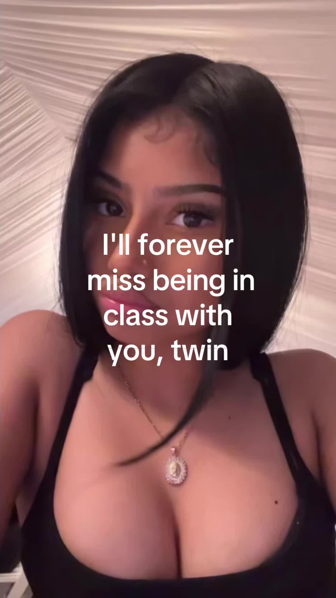 @🦢