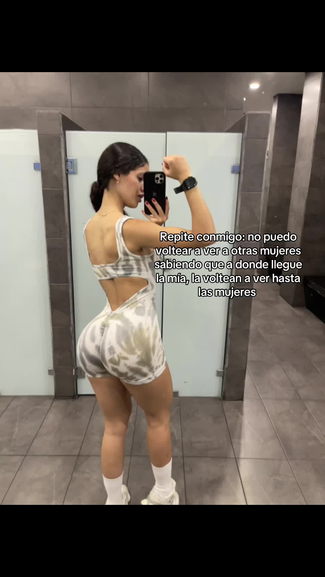 @BRIGITTE PAZ🐝.