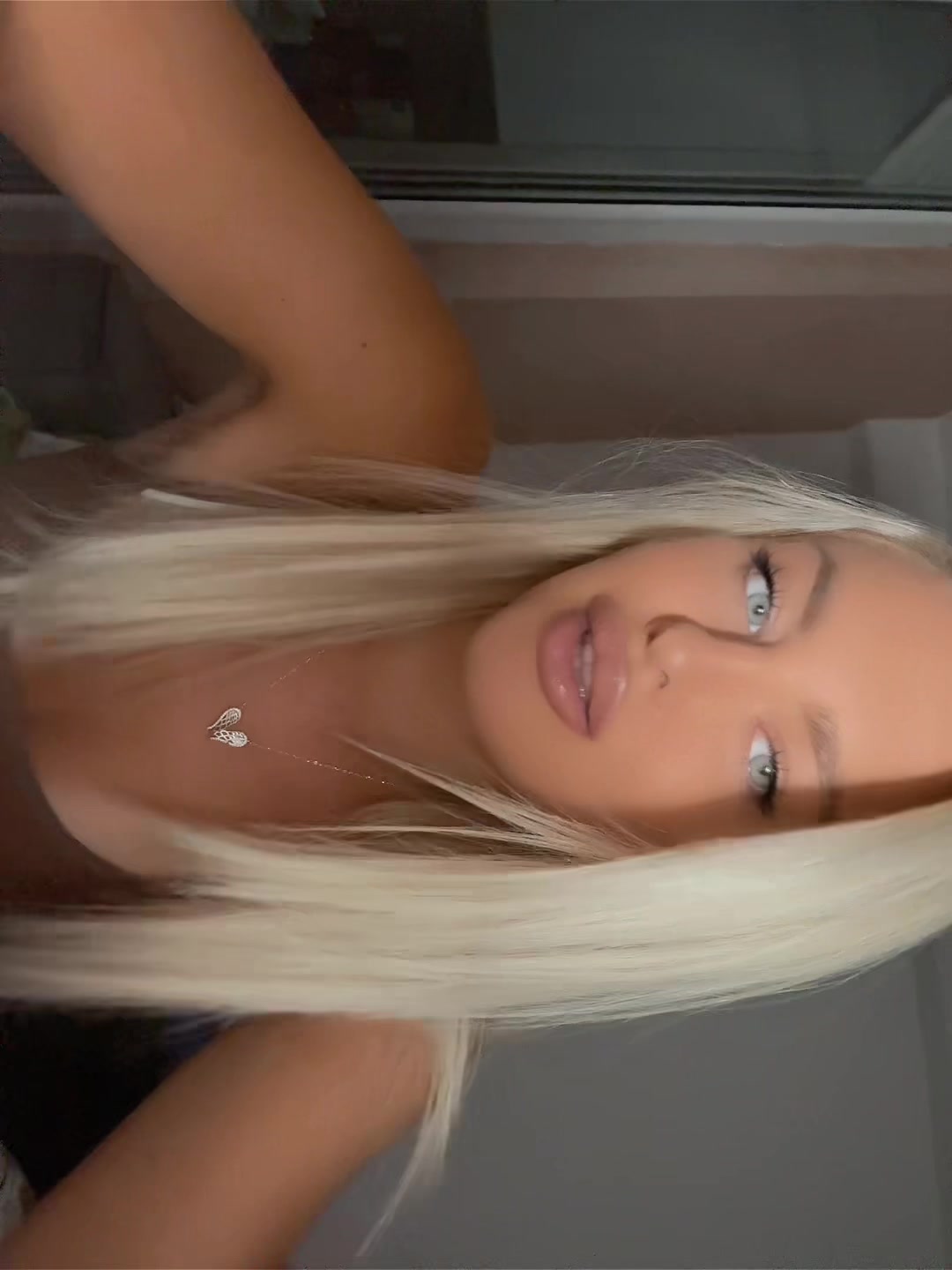 @𝒥