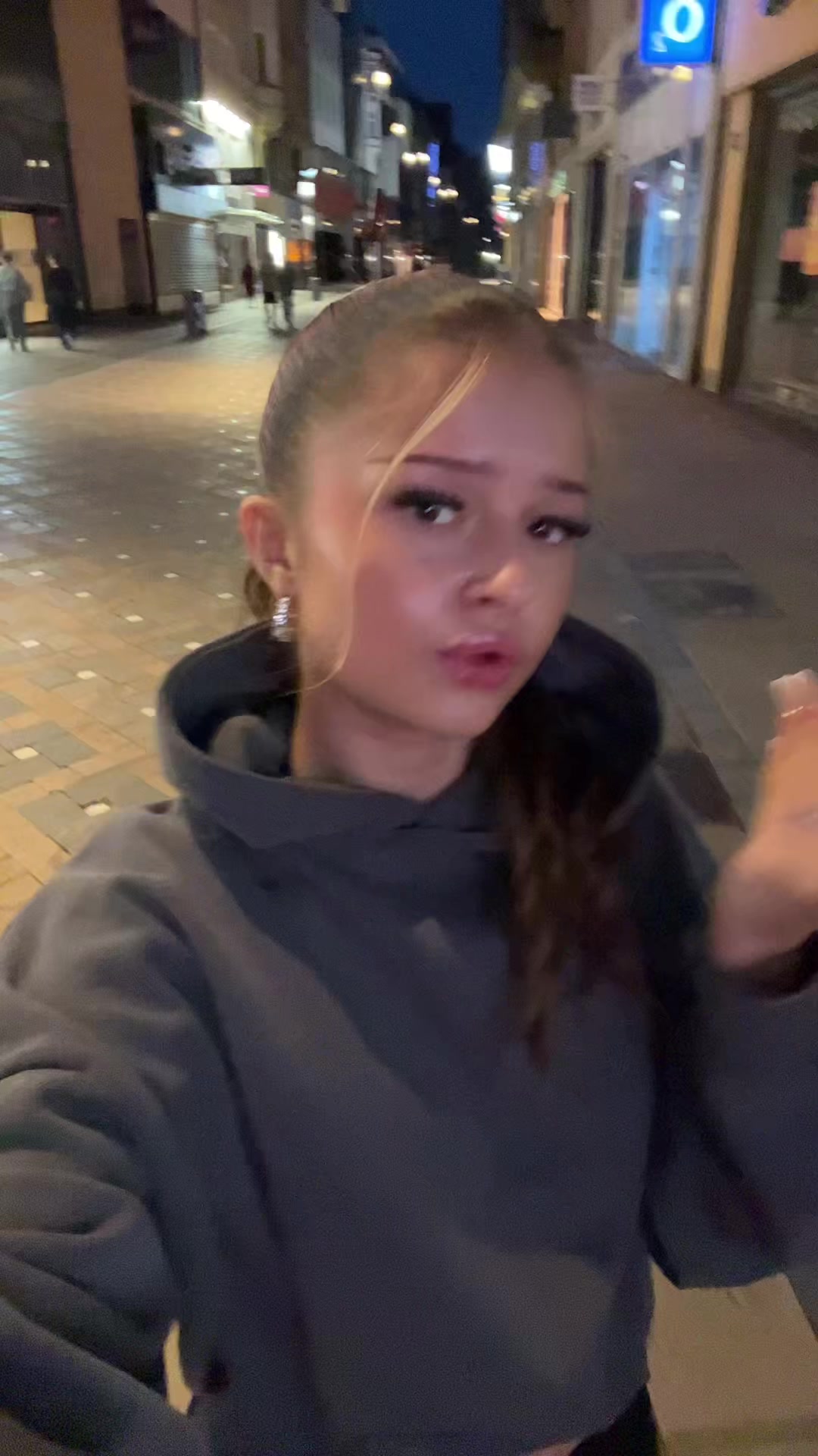 @๐๐ซ๐๐ฐ๐ฑ๐๐ฐ๐ฆ๐