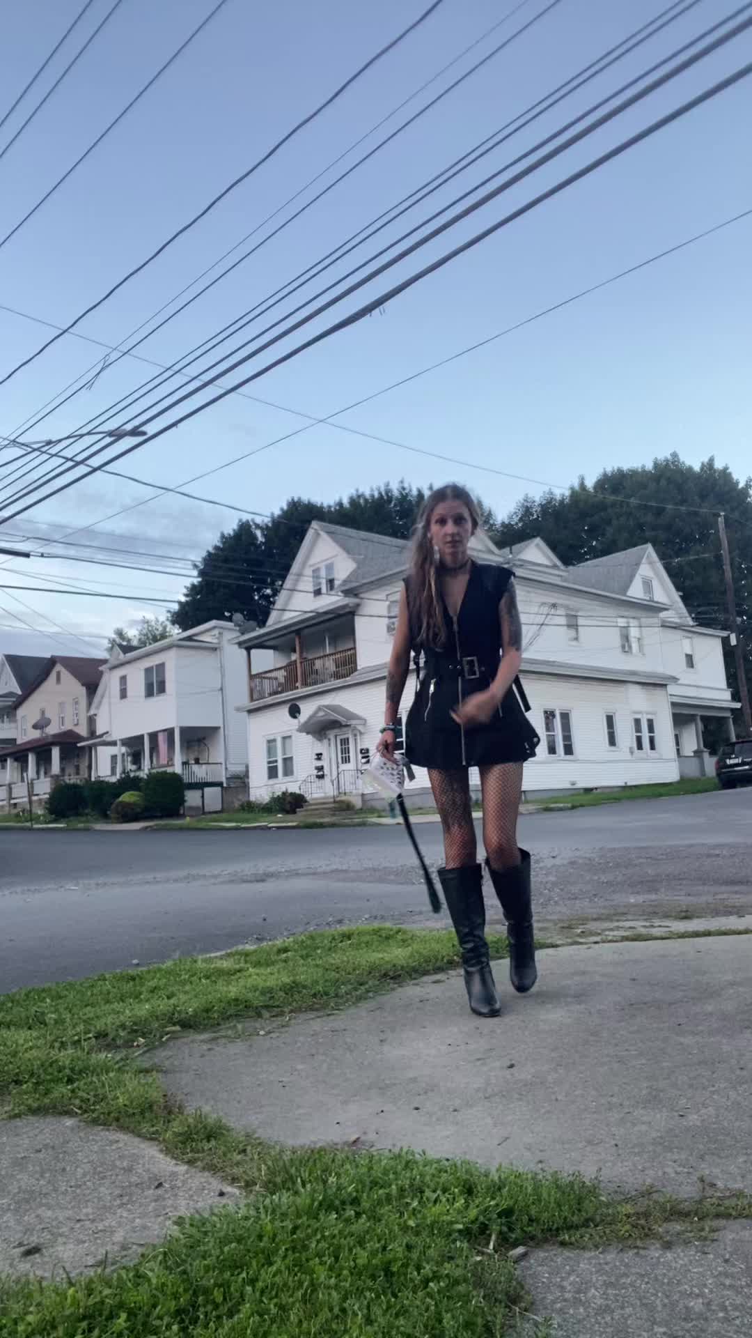 @Bad_intentions_Brooke