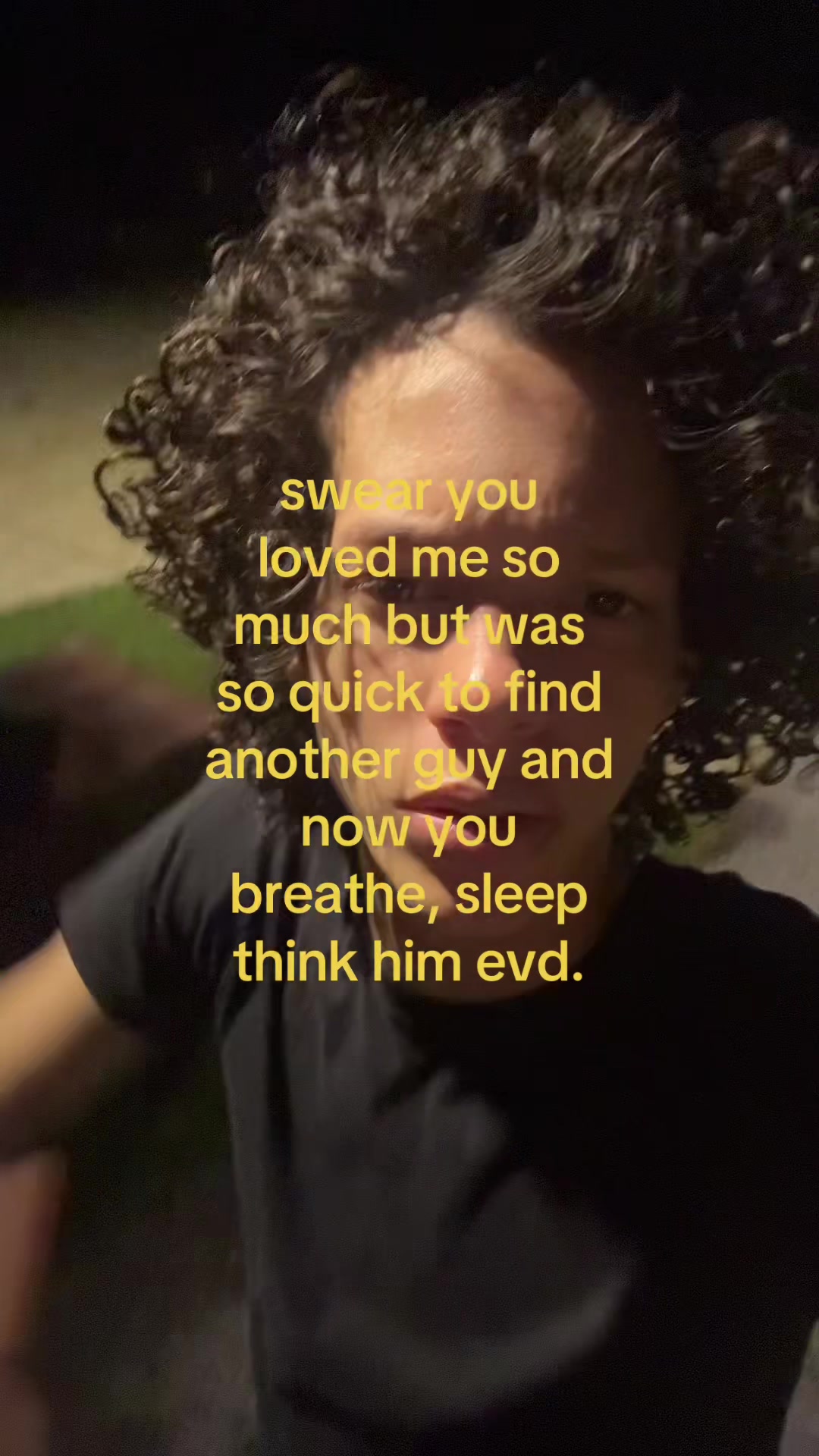 @︎