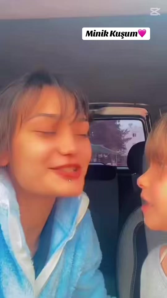 @Emine Nur G&uuml;lten
