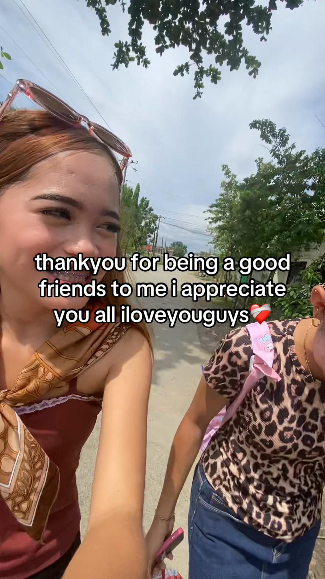 @AKO SI LOVELY