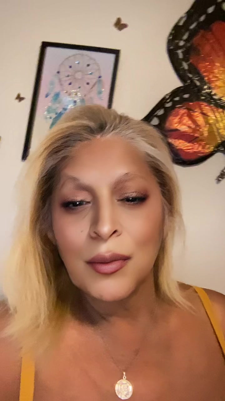 @CeciliaSheila