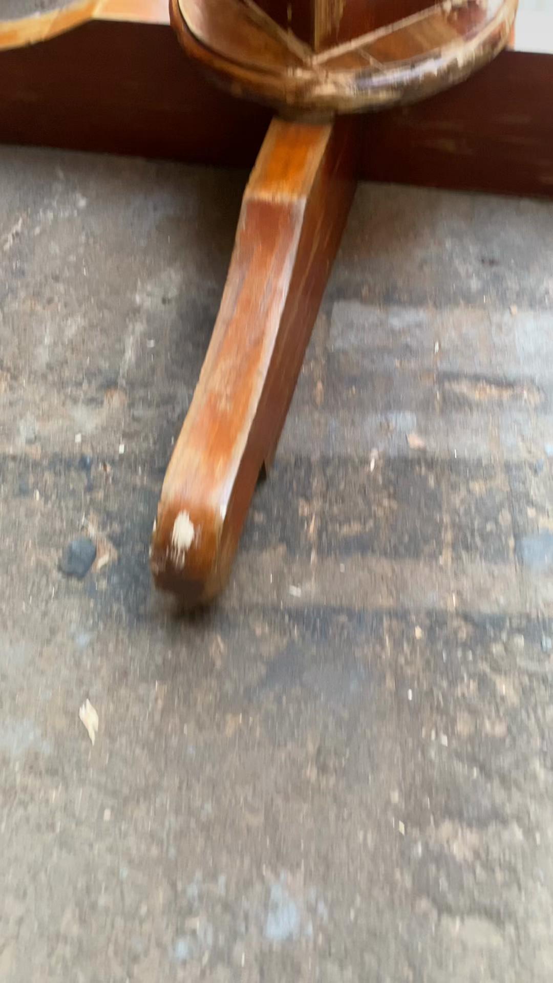 @Modern furniture 🔨🇺🇬