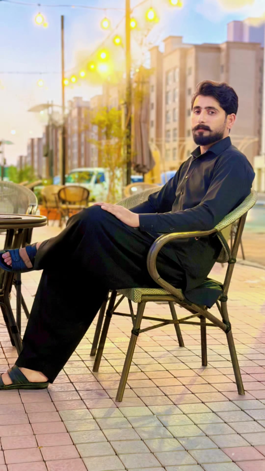 @KhaN...❤️