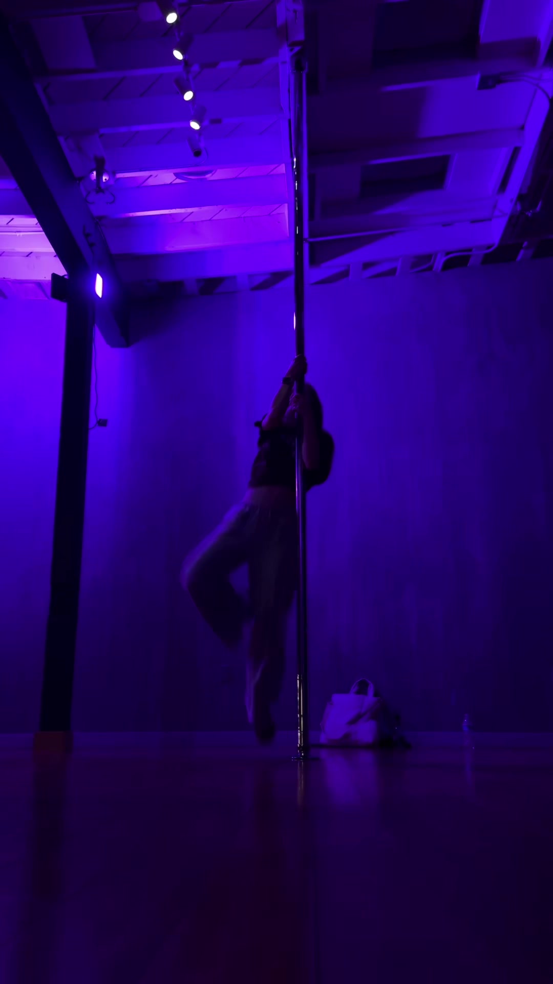 @taya.wwnsty