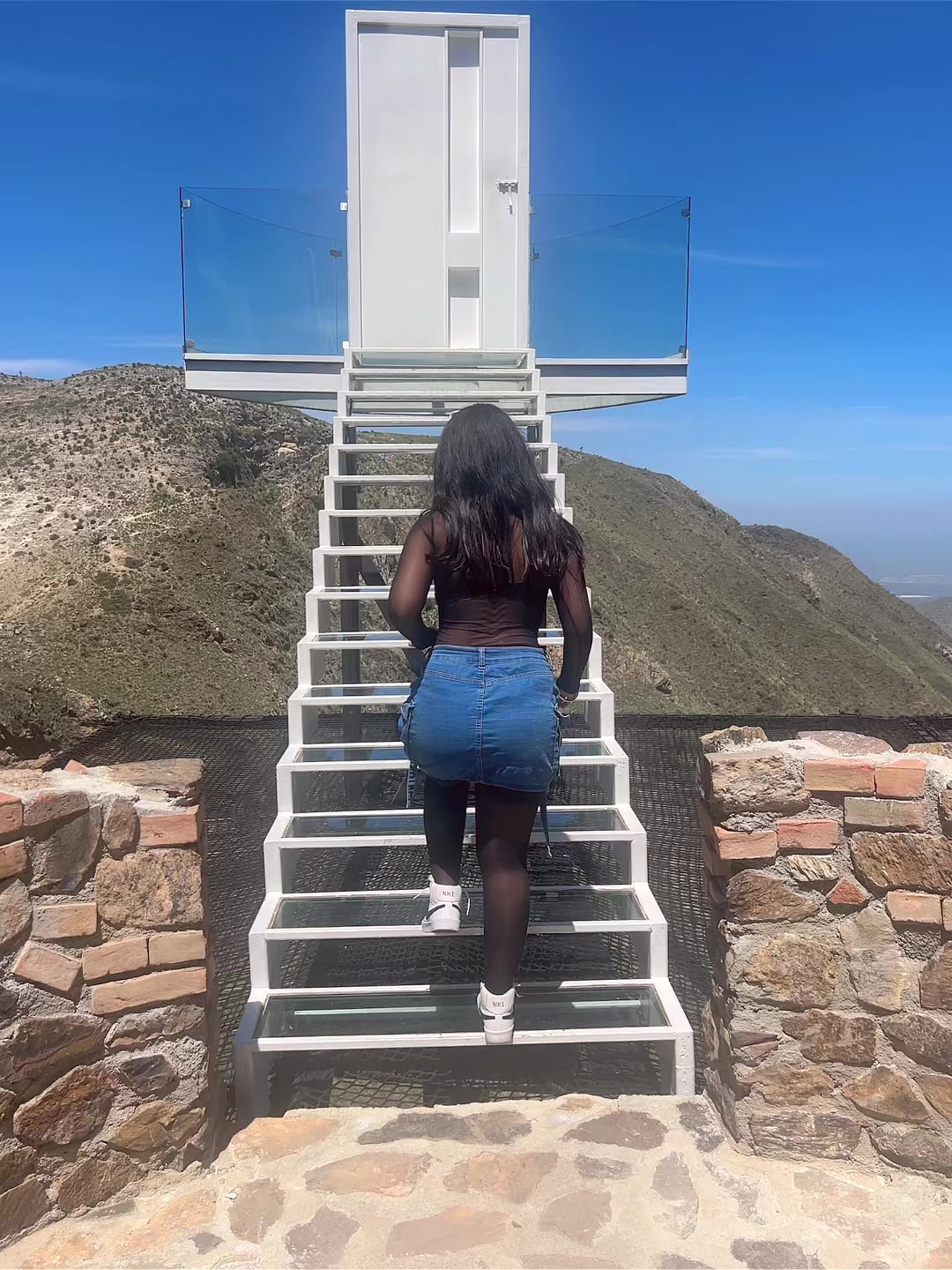 @hermosa
