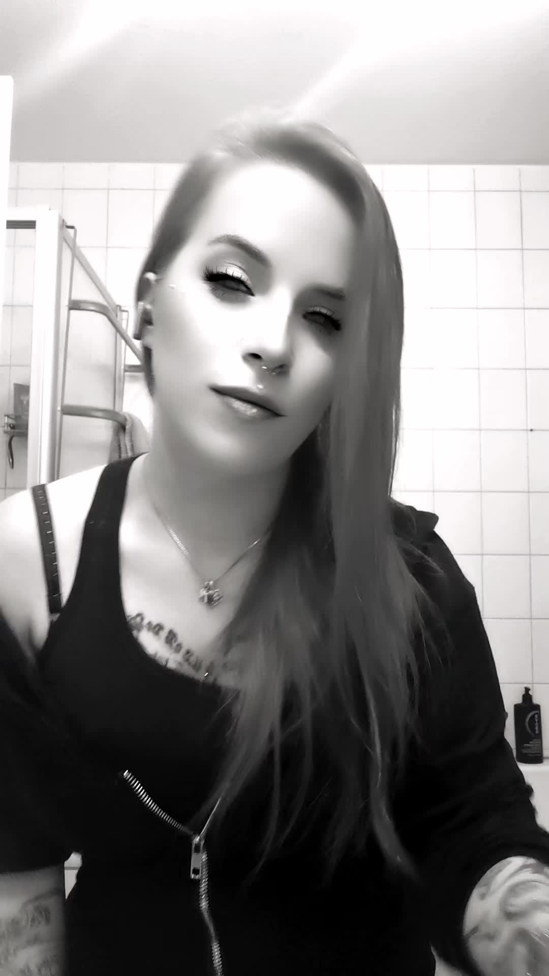 @😈🖤 Teufelchen🖤😈