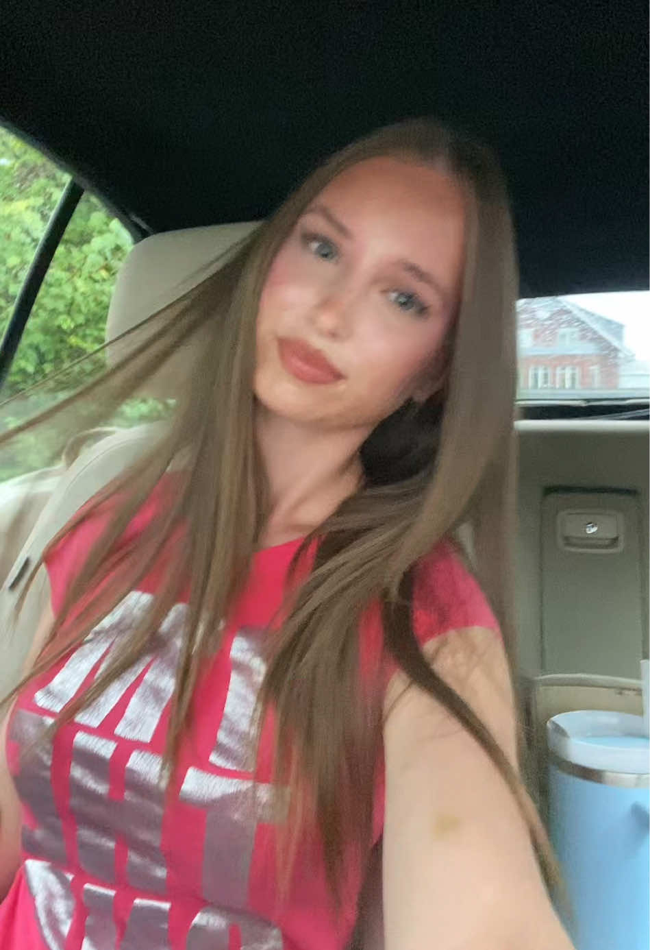 @Lara-Maria