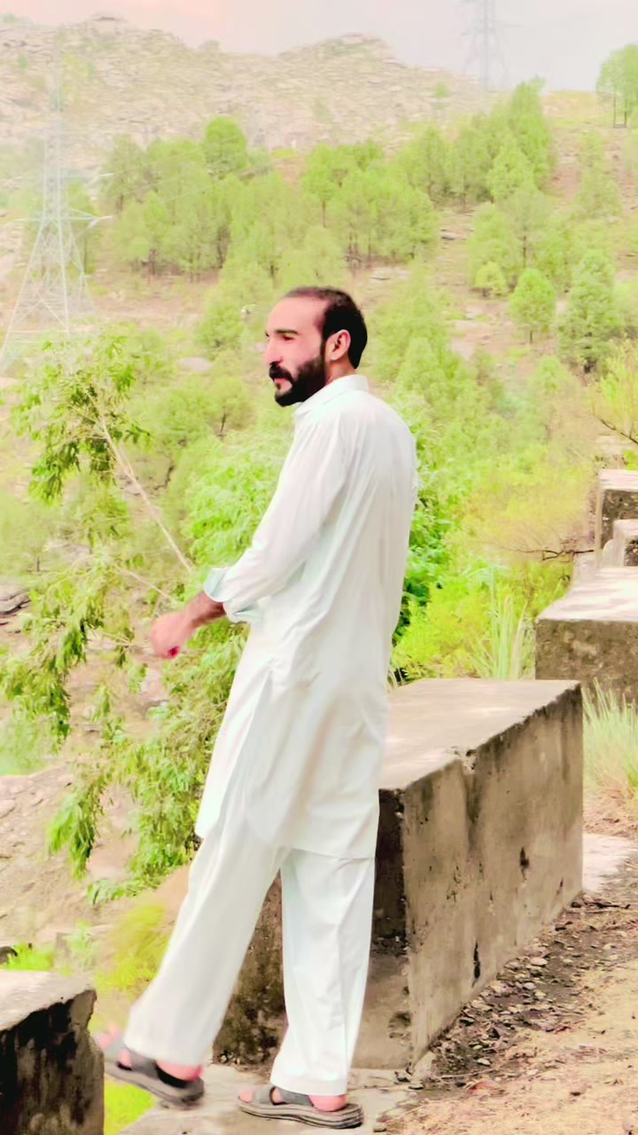 @چھوٹاخان باڈوان اورسیز