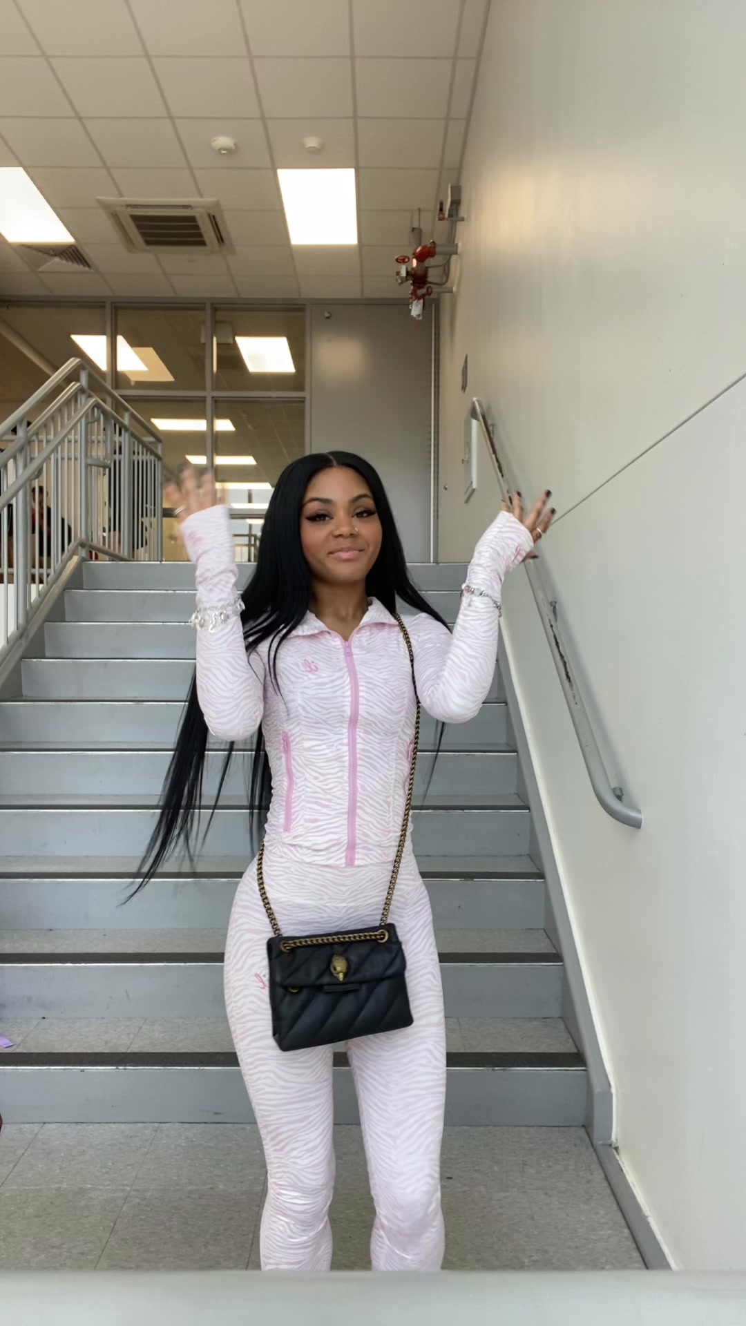 @mani 🎀