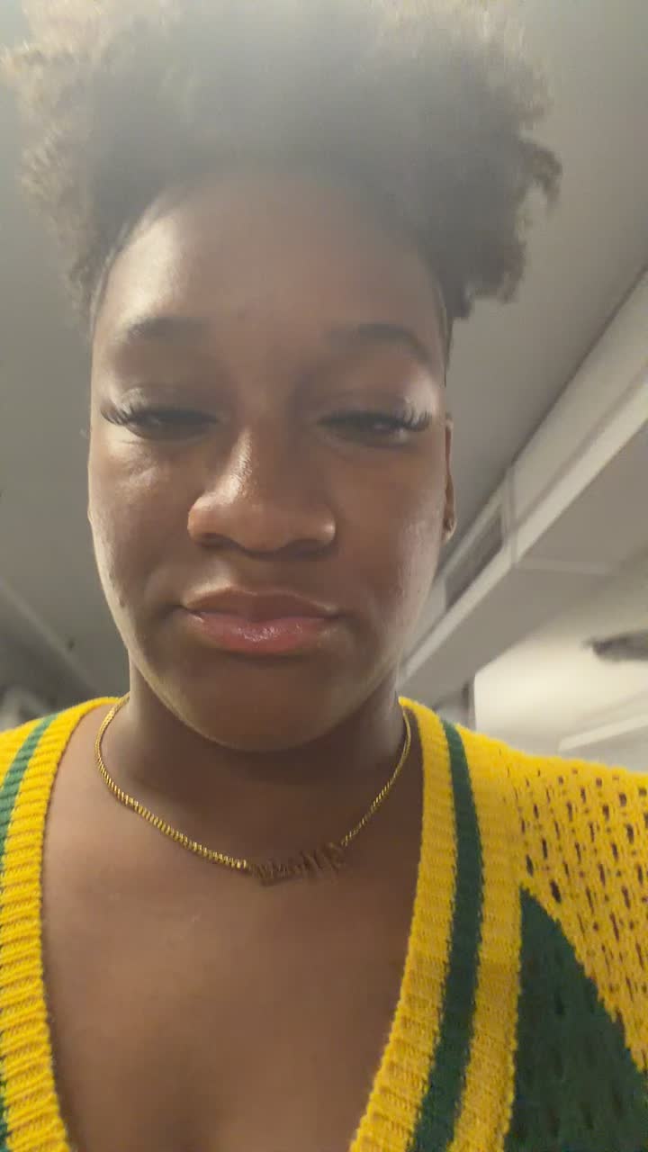 @Marii