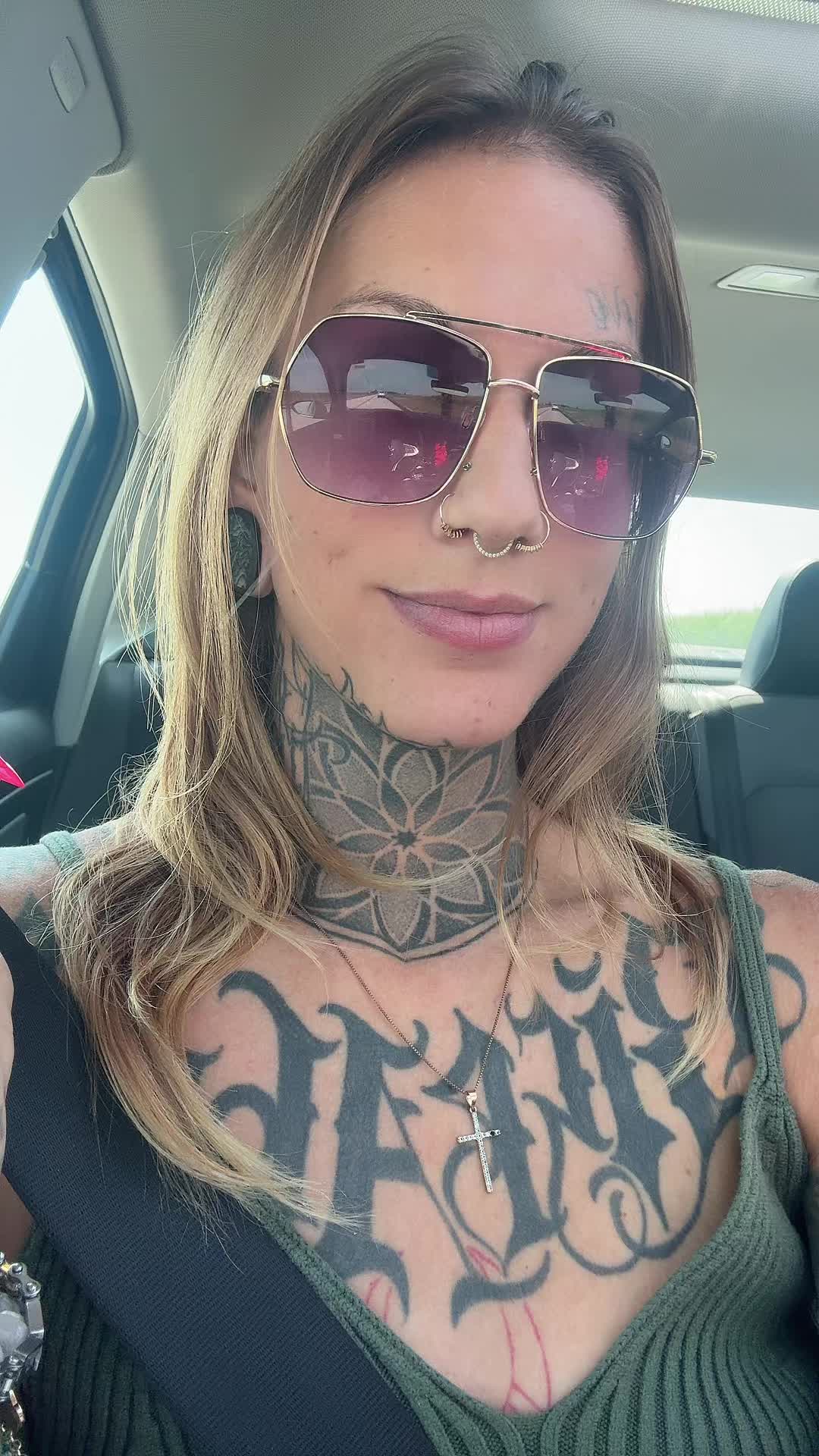 @Chelsi Lynn Wilkens ♌️ ♎️ ♒️